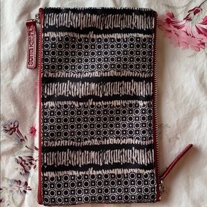 EUC double zipped medium cosmetic bag